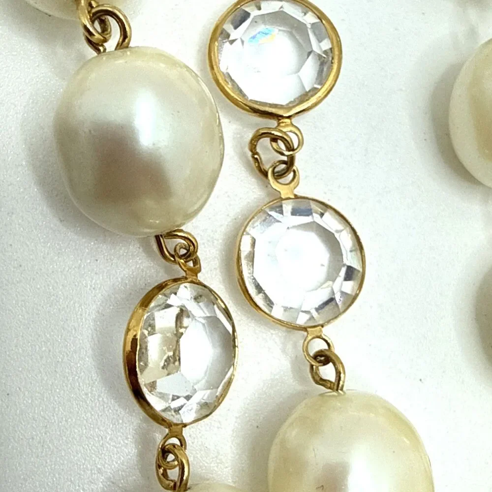 Vintage 80s GIVENCHY Bijoux Faux Baroque Pearl Clear Crystal Bezel Necklace 24